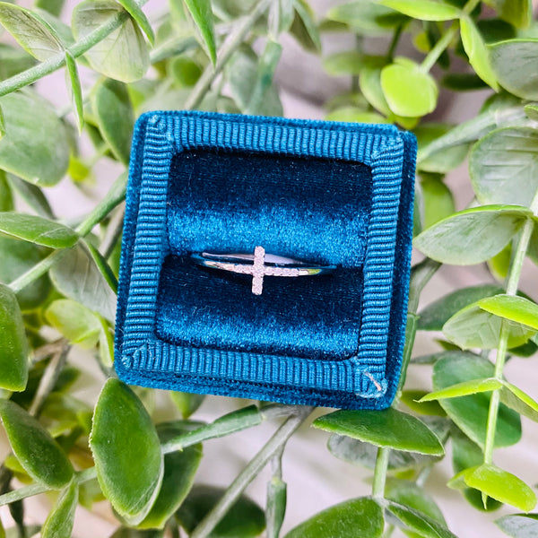 Diamond Cross Ring